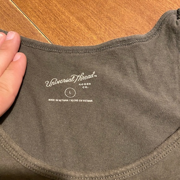 SOLD! Universal Thread Tank Top - Picture 4 of 4